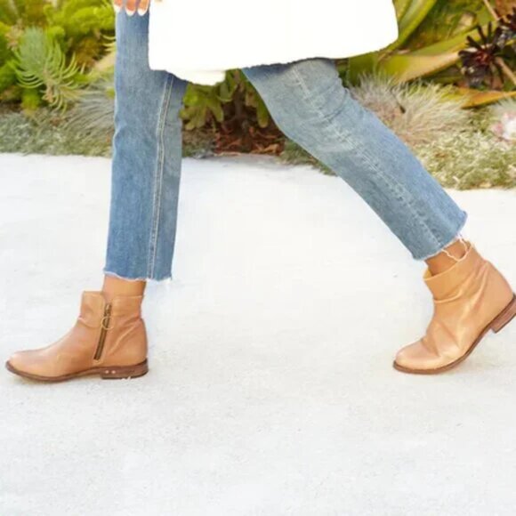 NEW BEEK Made In Mexico Leather Quail Booties in saddle for women 825 13m8 - Picture 8 of 9